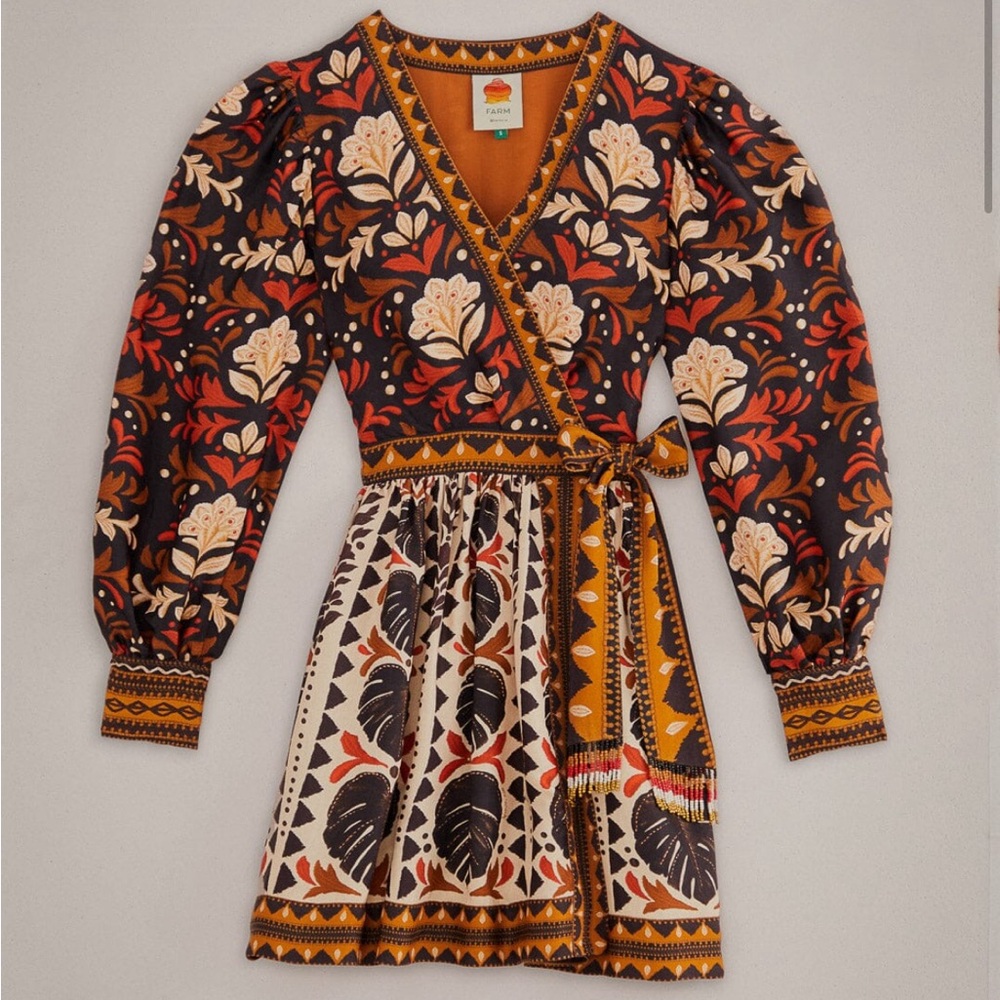 FARM Rio Multicolor Tapestry Garden V Neck Mini Dress